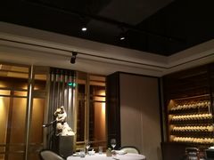 大堂-新荣记(南京西路店)