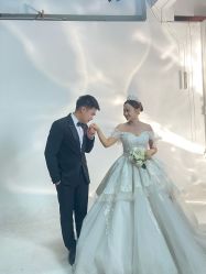 -莫兰迪婚纱摄影