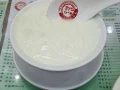 双皮奶-义顺牛奶公司(庇利金街店)