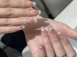 -爱纶美·美甲美睫半永久