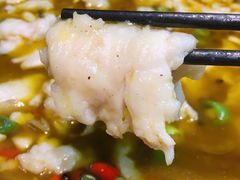 激情花椒鱼-有红鸡毛店·川菜(建设路店)