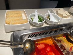 -海底捞火锅鲜切牛肉主题店(长寿路店)