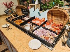 -大中华希尔顿酒店-念自助餐·嗨啤·小龙虾