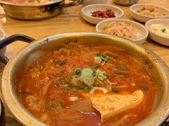 -金北顺大锅家(신사본점)