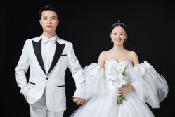 -AOROA·奥洛拉婚纱摄影·旅拍·礼服