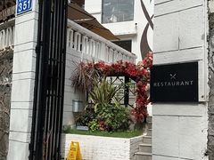 -Mark&Mars Restaurant