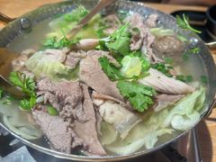 -川堂风·跷脚牛肉·乐山爆炒(宝山日月光店)