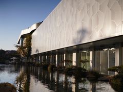 -罗红摄影艺术馆