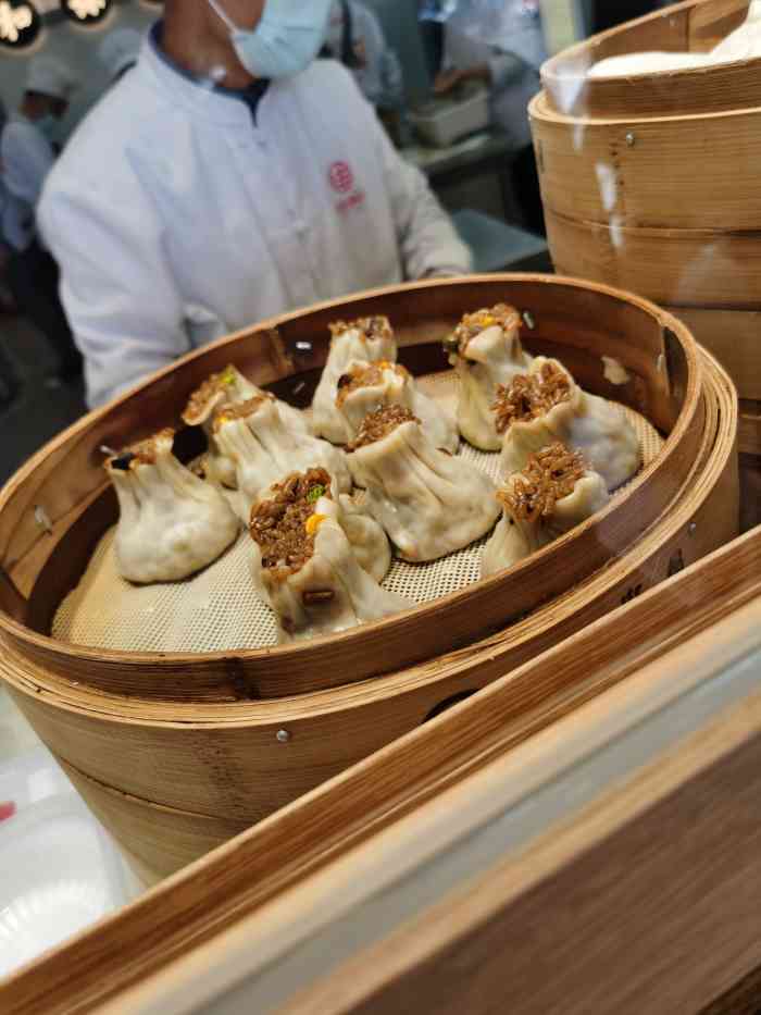 一品名仕包子(金沙江路店)-"一直想尝试的网红包子店,终于在下雨天