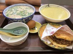 羊肉汤（多肉）-穆得·老周家牛肉烧饼(普利街店)