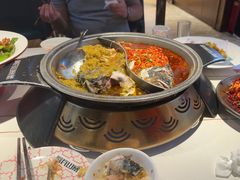 -阿瓦山寨·湘菜现炒·剁椒鱼头王(咸阳总店)