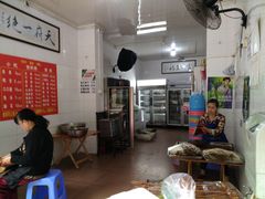 -雲记卢妈冷锅串串(中道街总店)