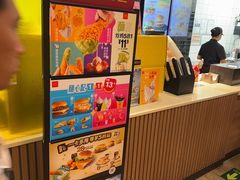 -麦当劳(凯德MALL太阳宫店)