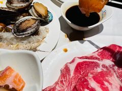 -领鲜活海鲜榴莲自助火锅(东门店)