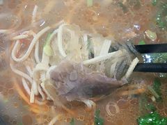 牛肉粉丝汤-牛煎里牛肉煎包淮南牛肉汤(广东路店)