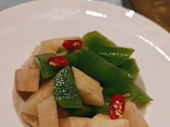 -泉畔人家·老济南经典鲁菜(大明湖店)