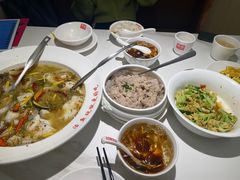 -新辣宴·湖南家常菜·商务聚餐(中粮创芯店)