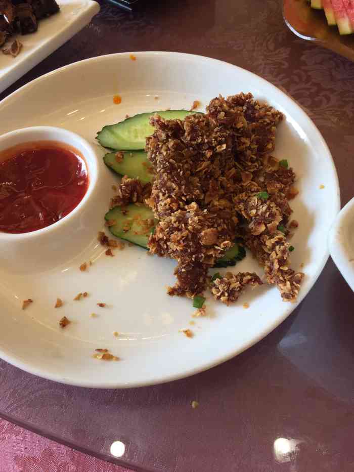 江南名厨(钱王街店)-"家门口的饭店,老牌了.服务质量不佳,卫生.