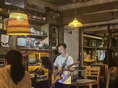 -城墙外BAR
