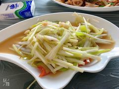 -覃记海鲜美食餐厅