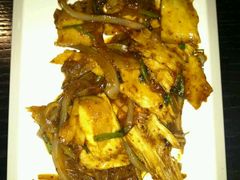 -HIHE Bistro·Oyster Bar(华熙live店)