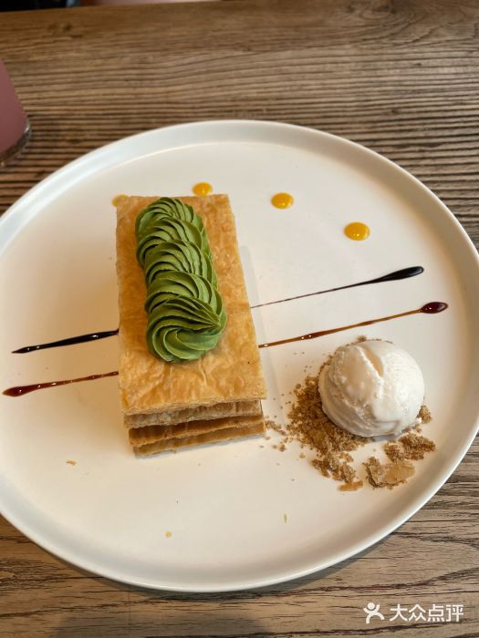 Vanilla Specialty Coffee(八大关店)抹茶拿破仑图片