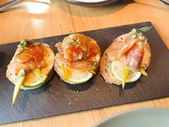 烟熏三文鱼配面包-The Diner X餐厅(青岛万象城店)