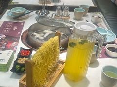 -洪氏嗨捞·猪肚鸡火锅(阳光天地店)