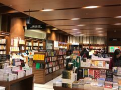 -诚品(信义店)