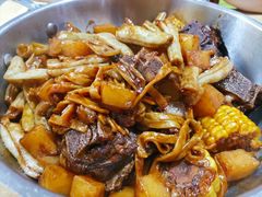 -内蒙焖面大盆骨餐馆(山大路店)