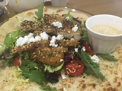 照烧鸡肉配牛油果拉法沙拉-HELLO 27 意面·沙拉·帕尼尼