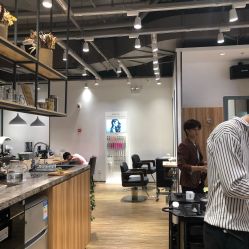 -Mentor Hair Salon