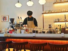 -Café Monson