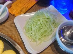 -三人行骨头王火锅(长寿店)