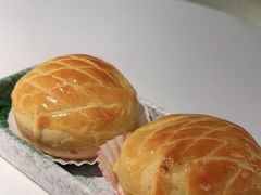 酥皮水牛奶菠萝包-陶陶居·雅园(凯华国际店)