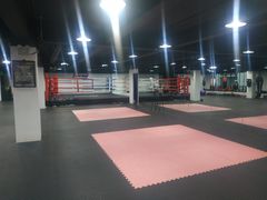 -FIGHTMAN格斗俱乐部(长宁临空店)