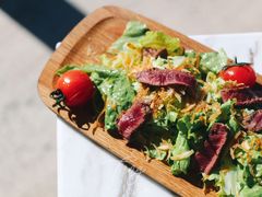 烤牛肉脆土豆丝沙拉-The Rug Cafe(王府中环店)