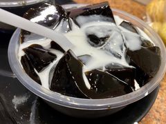 椰汁龟苓膏-百花传统甜品店(原址店)