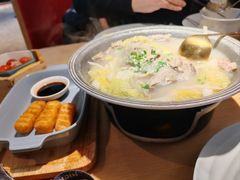 -蜜桃餐厅·伴山(绿宝广场店)