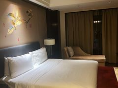 -成都保利公园皇冠假日酒店(熊猫基地店)