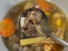 -胡须哥网红竹筒菜