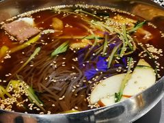 -马路牙子烧烤音乐酒馆(望京店)
