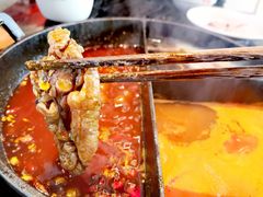 小嫩牛专利T型锅（一锅三吃）-热火朝天鲜切牛肉火锅(南强街巷店)