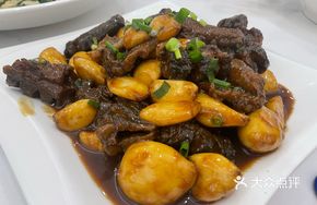 Braised Eel with Garlic