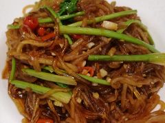 酸萝卜炒粉-南京人家(盛京大奥莱店)