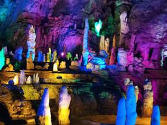 -泰安地下龙宫景区