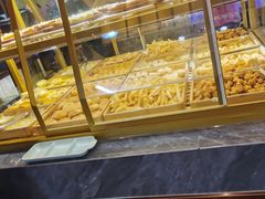 面包甜点陈列柜-布多斯烤肉火锅自助(江腾广场店)