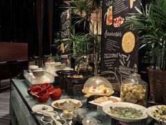 -唐拉雅秀酒店-西锦汇空中BBQ·思创餐厅