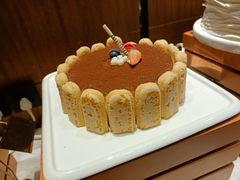 -飨食汇全日制餐厅·昆山皇冠假日酒店(九方店)