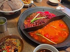 -萍姐火锅·公路夜市(武汉首店)